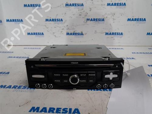 Used Radio PEUGEOT 5008 (0U_, 0E_) 1.6 HDi (112 hp) 31387655