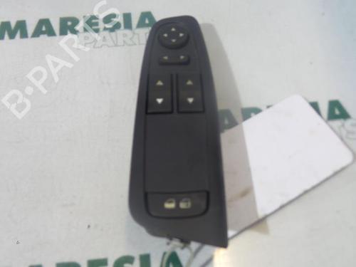 Used Switch FIAT STILO (192_) 1.6 16V (192_XB1A) (103 hp) 31487254