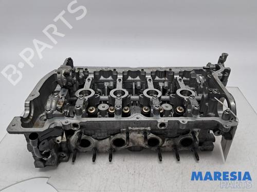 Used Cylinder head Cylinder head 37875904 37875904