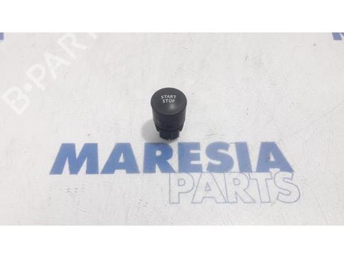 switch-renault-clio-iv-grandtour-kh_-2012-2013-2014-2015-2016-2017-2018-2019-2020-2021-31384167 main image