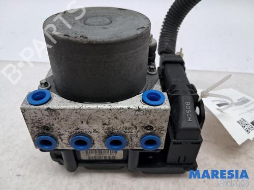 Used ABS pump ABS pump PEUGEOT 107 (PM_, PN_) 1.0 (68 hp) 36420636 36420636
