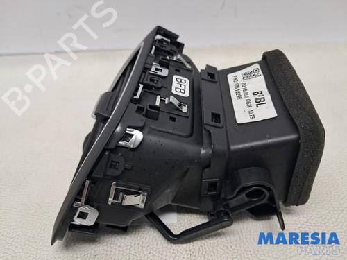 Air vent RENAULT MEGANE IV Hatchback (B9A/M/N_) 1.2 TCe 130 (B9MR) | BP31816731I21