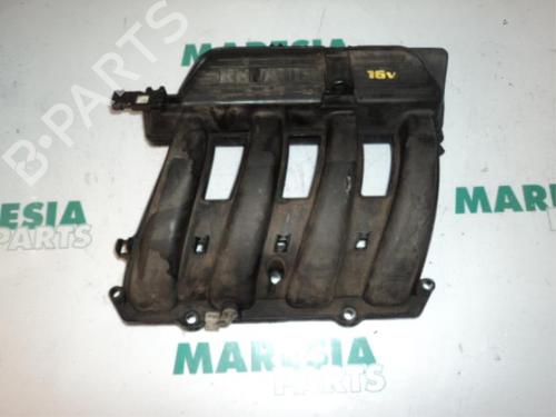 Used Injection rail RENAULT SCÉNIC I MPV (JA0/1_, FA0_) 1.6 BiFuel (JA04) (107 hp) 31531946