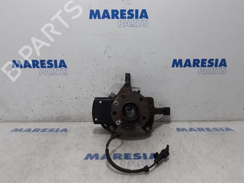 Used Right front steering knuckle RENAULT TRAFIC III Van (FG_) 1.6 dCi 90 (FGME) (90 hp) 31463660
