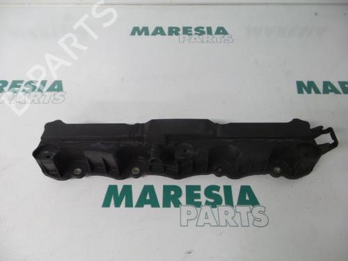 Used Valve cover PEUGEOT 206 CC (2D) 1.6 16V (2DNFUF, 2DNFUR) (109 hp) 31468302