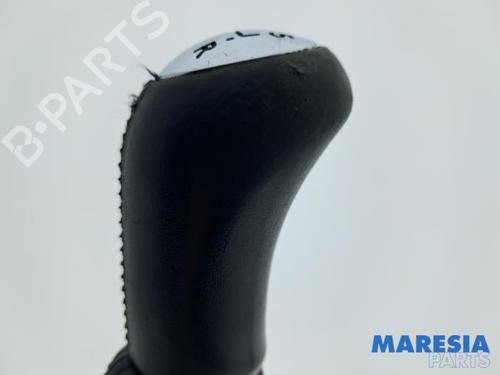 Gear lever RENAULT CAPTUR I (J5_, H5_) 0.9 TCe 90 | BP34197919M90 - Image 3