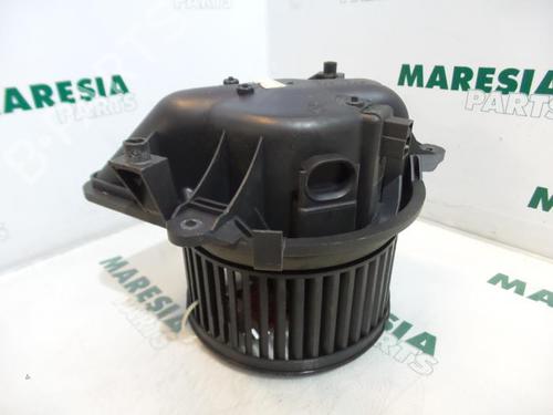 Used Heater blower motor FIAT PUNTO (188_) 1.9 JTD 80 (188.237, .257, .337, .357) (80 hp) 31468631