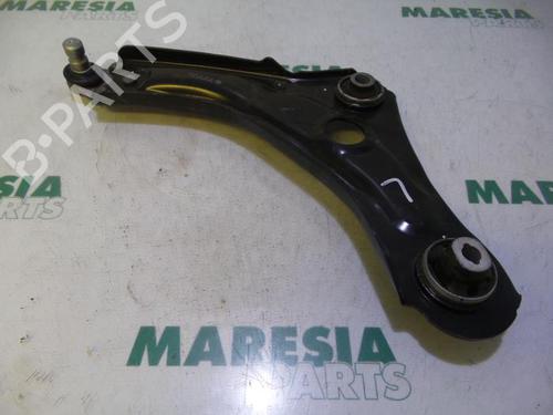 left-front-suspension-arm-renault-megane-iv-hatchback-b9amn_-2015-31420259 main image