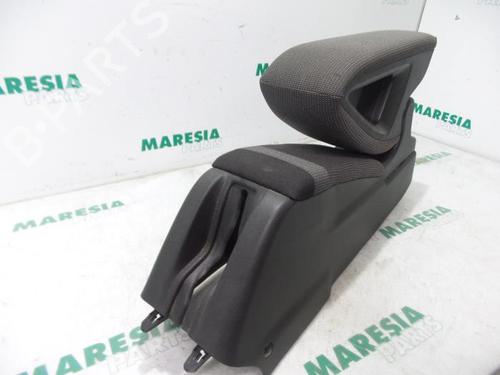 Armlæn CITROËN C4 CACTUS 1.2 VTi 82 | BP31458706I20