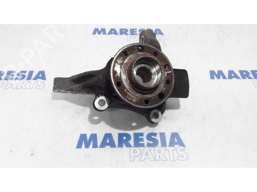 Used Left front steering knuckle FIAT CROMA (194_) 2.2 16V (147 hp) 31391108