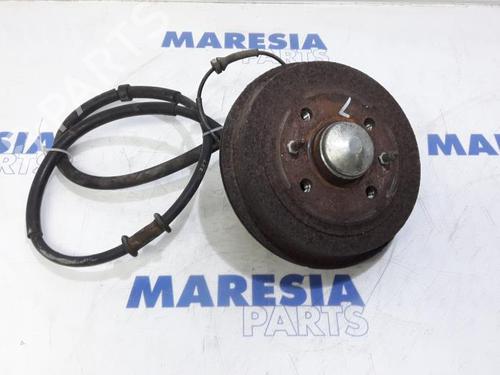 Used Left rear steering knuckle FIAT 500 (312_) 0.9 (312AXG1A, 312.AXG11) (86 hp) 31503836