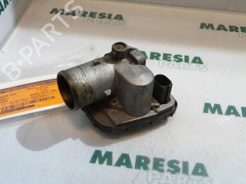 Used Throttle body RENAULT MEGANE II Estate (KM0/1_) 1.5 dCi (KM16, KM1E) (106 hp) 31525374