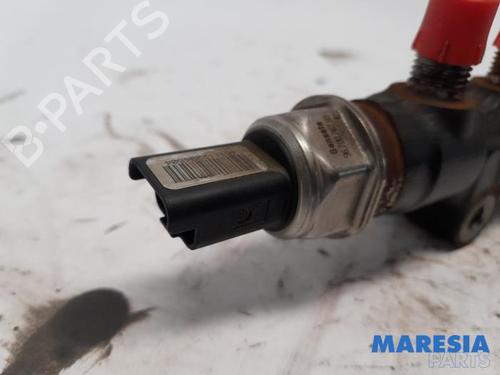 Injection rail PEUGEOT 5008 (0U_, 0E_) 1.6 HDi | BP31425367M98