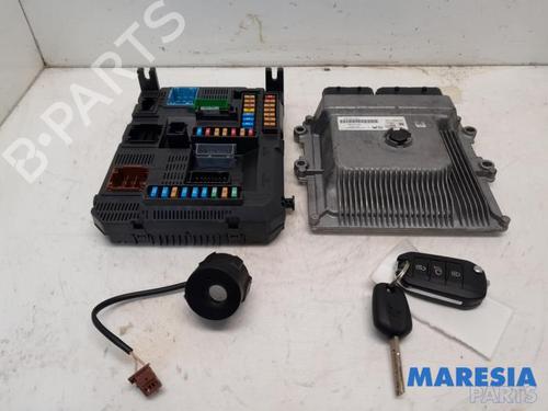 Used Engine control unit (ECU) PEUGEOT 208 I (CA_, CC_) 1.2 THP 110 (110 hp) 31492653