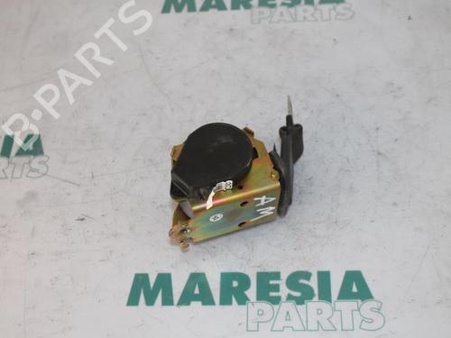 Used Rear center seatbelt RENAULT GRAND SCÉNIC II (JM0/1_) 1.6 (112 hp) 31409773