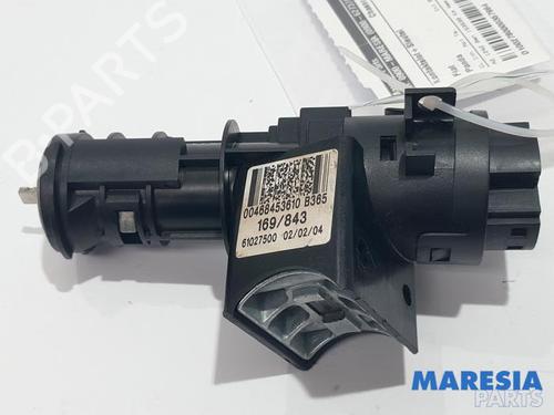 Used Ignition barrel FIAT PANDA (169_) 1.2 (169.AXB11, 169.AXB1A) (60 hp) 31516266
