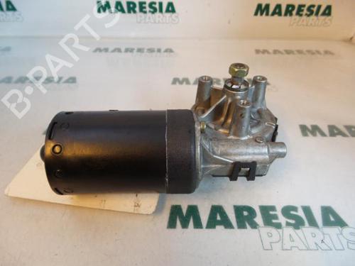 Used Front wiper motor PEUGEOT 206 Hatchback (2A/C) 1.4 i (75 hp) 31513881