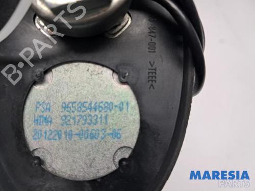 Antenna/Base PEUGEOT 5008 (0U_, 0E_) 1.6 16V | BP31404473C140