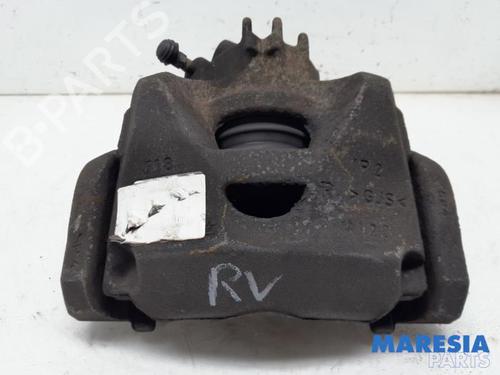 Used Right front brake caliper PEUGEOT 5008 (0U_, 0E_) 1.6 16V (156 hp) 31428392