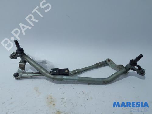 Used Front wipers mechanism PEUGEOT 208 I (CA_, CC_) 1.4 VTi (95 hp) 31474484
