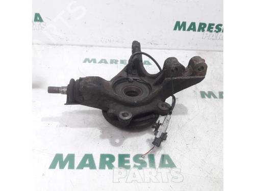 Used Left front steering knuckle CITROËN C4 Grand Picasso I (UA_) 2.0 HDi 138 (136 hp) 31483557