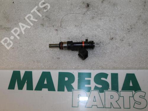 Used Injector FIAT BRAVO II (198_) 1.4 16V (198AXS1B) (140 hp) 31520153