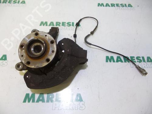 Used Left front steering knuckle PEUGEOT EXPERT Van (VF3A_, VF3U_, VF3X_) 1.6 HDi 90 16V (90 hp) 31514882