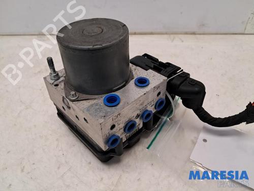 Used ABS pump FIAT 500 (312_) 0.9 (312AXN1A) (80 hp) 31485072