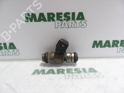 injector-fiat-punto-188_-1999-2000-2001-2002-2003-2004-2005-2006-2007-2008-2009-2010-2011-2012-31425001 main image