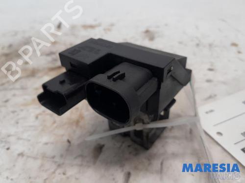 Elektronisk sensor PEUGEOT 2008 I (CU_) 1.2 VTi (82 hp) 31436232