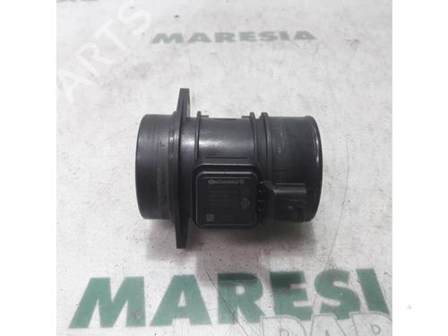 Used Mass air flow sensor RENAULT MEGANE III Grandtour (KZ0/1) 1.5 dCi (KZ09, KZ0D, KZ1G, KZ29, KZ14, KZ1W, KZ10, KZ1F,... (110 hp) 31518768