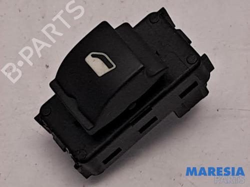 Used Switch PEUGEOT 5008 (0U_, 0E_) 1.6 HDi (114 hp) 31441666