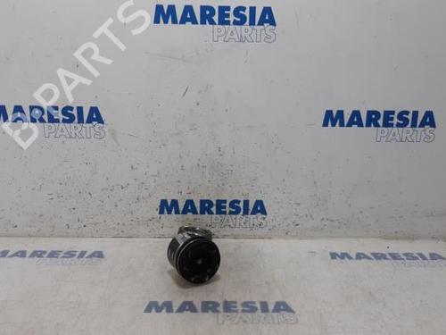 BP31525193O1 main image