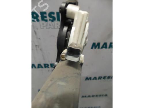 Front right window mechanism PEUGEOT 307 (3A/C) 2.0 HDi 90 | BP31412754C23