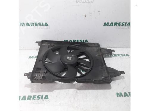 Used Pipe RENAULT MEGANE II Estate (KM0/1_) 1.6 (113 hp) 31405476