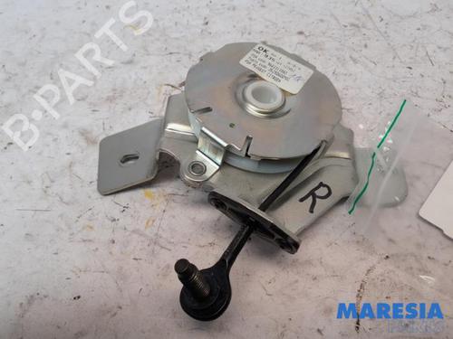 Used Hinge/Door check strap Hinge/Door check strap PEUGEOT 3008 I MPV (0U_) 1.6 THP (156 hp) 31464418 31464418