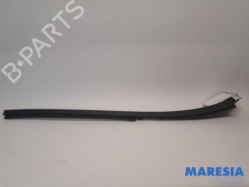 other-renault-trafic-iii-van-fg_-2014-31419609 main image