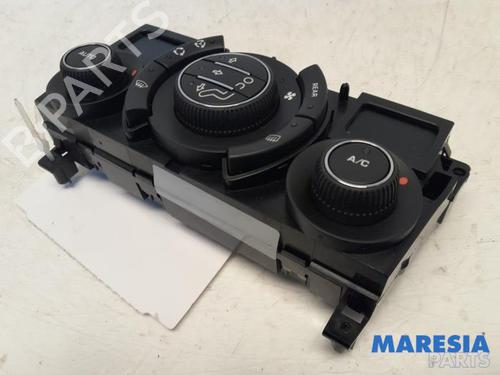 Used Climate control PEUGEOT 5008 (0U_, 0E_) 1.6 16V (120 hp) 31474269