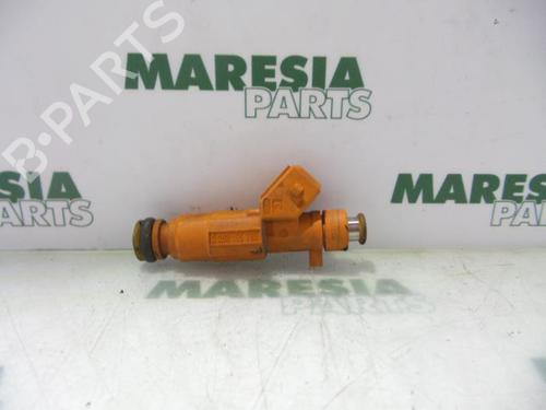 Used Injector ALFA ROMEO 147 (937_) 2.0 16V T.SPARK (937.AXA1, 937.AXC1, 937.BXC1) (150 hp) 31493597