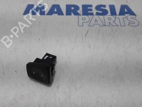 Used Switch FIAT 500 (312_) 1.2 (312AXA1A) (69 hp) 31438621
