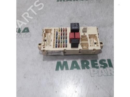 Used Fuse box FIAT PUNTO (188_) 1.2 60 (188.030, .050, .130, .150, .230, .250) (60 hp) 31464019
