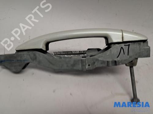 venstre-fortil-udvendigt-handtag-peugeot-2008-i-cu_-2013-31423351 main image