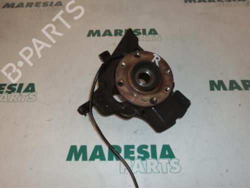 Used Right front steering knuckle FIAT PUNTO (188_) 1.2 60 (188.030, .050, .130, .150, .230, .250) (60 hp) 31497469