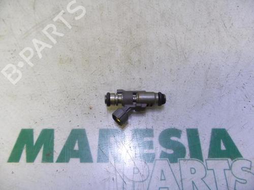 Used Injector PEUGEOT 206 Hatchback (2A/C) 1.4 16V (88 hp) 31422480
