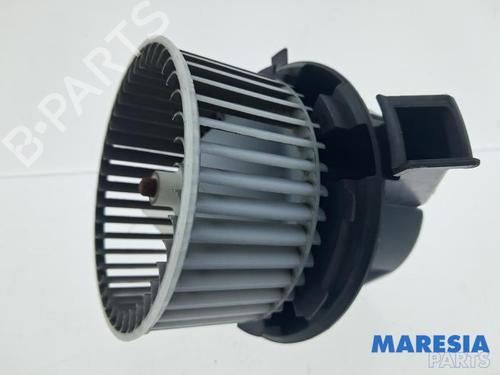 Heater blower motor RENAULT TWINGO III (BCM_, BCA_) 1.0 SCe 70 | BP36158802M62 - Image 2