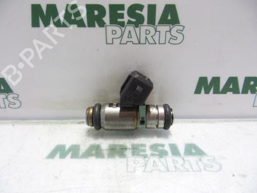 Used Injector LANCIA Y (840_) 1.2 (840AA, 840AF1A) (60 hp) 31430747
