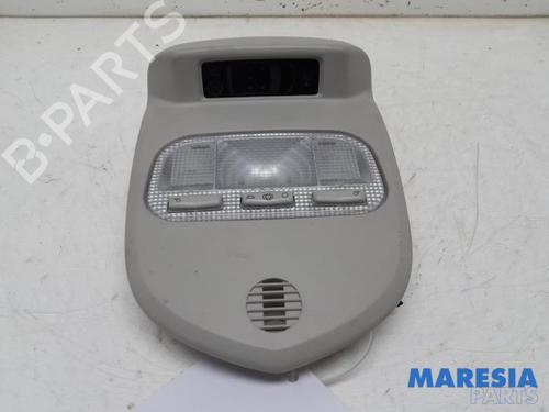 Innerbelysning PEUGEOT 5008 (0U_, 0E_) 1.6 HDi (110 hp) 31497481