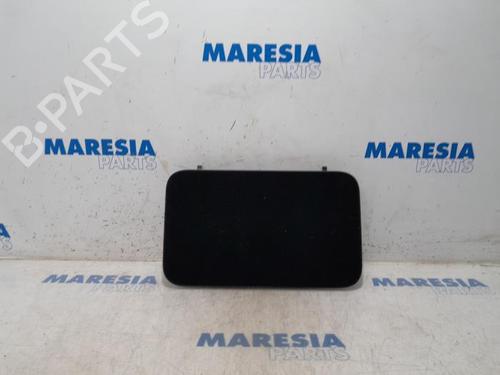 Used Cup/Object holder RENAULT SCÉNIC III (JZ0/1_) 2.0 16V (JZ0G, JZ0P, JZ1E, JZ1P) (140 hp) 31406055