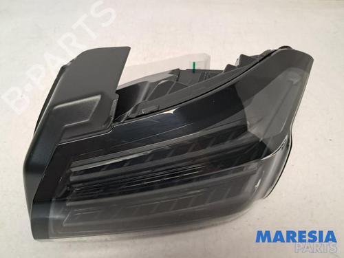 Used Right taillight Right taillight PEUGEOT 208 II (UB_, UP_, UW_, UJ_) 1.2 Hybrid 136 (UPHPYK) (136 hp) 39932356 39932356