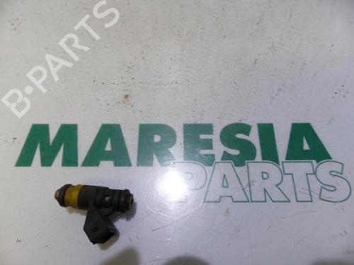 Used Injector Injector RENAULT CLIO II (BB_, CB_) 1.4 16V (B/CB0P, BB13) (98 hp) 31405839 31405839